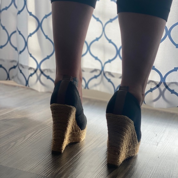 ALDO Wedges - Picture 6 of 11